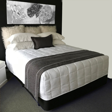 Picture of Chapeau Regal 50cm Bed Runner - Pewter